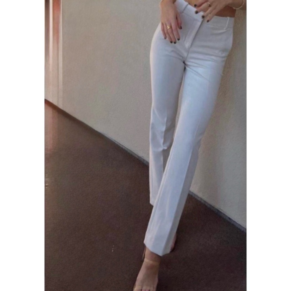 New With Tags Aritzia Babaton Publish Pant in Matte Pearl (Ivory Cream)